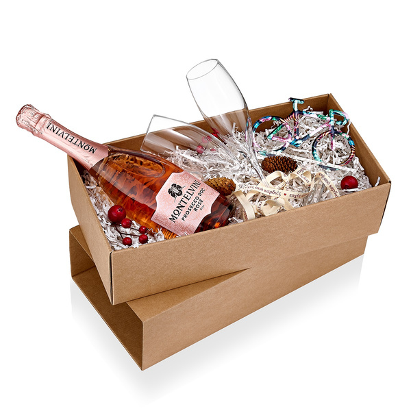 Gift Box με ένα μπουκάλι Montelvini Prosecco doc Rose, 2 ποτήρια κρυστάλλινα σαμπάνιας και 1 πολύχρωμο ποδήλατο αλουμινίου σε βάση Plexi