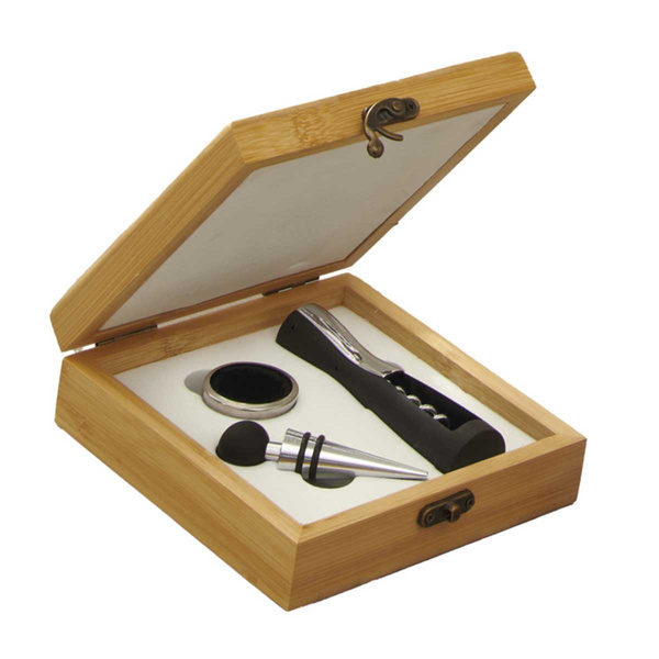 Σετ 3τμχ αξεσουάρ κρασιού Gourmet σε θήκη bamboo Brandani